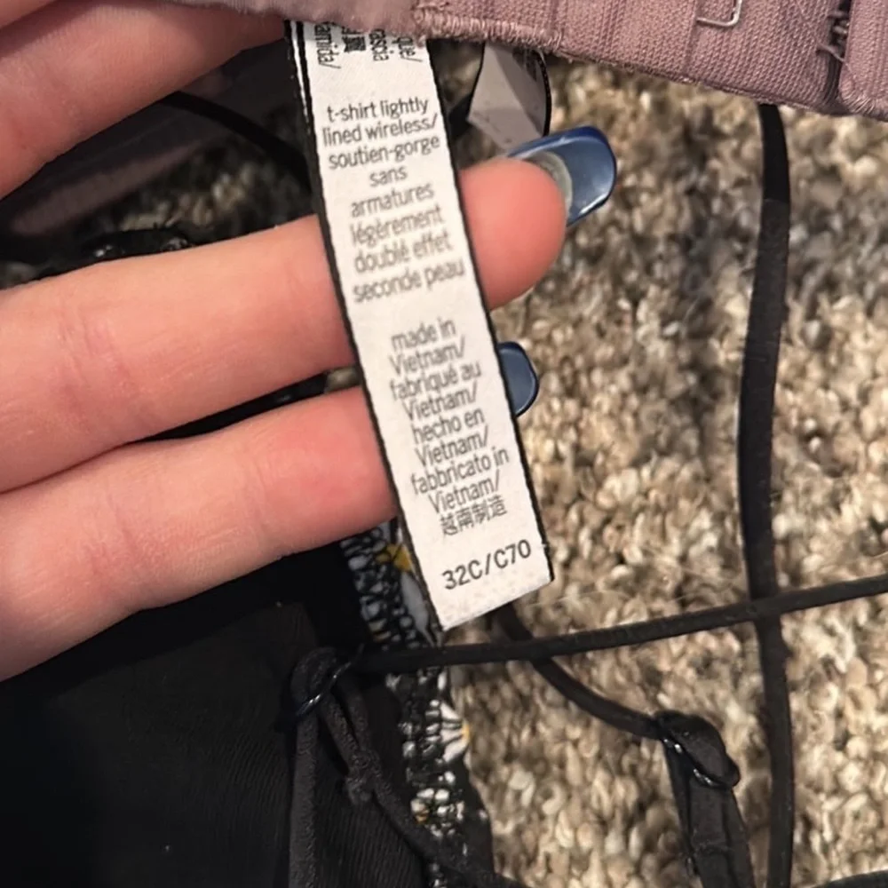 Victoria’s Secret pink bra bundle used - Picture 6 of 6